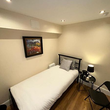 Cosy Single Room Edinburgh Ngoại thất bức ảnh